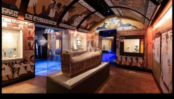 בהיכלי ההיסטוריה: הצצה לעולם האמנות העתיקה