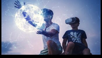 מגמות טכנולוגיות: כרוניקה של אבולוציה עיצובית בחקר VR